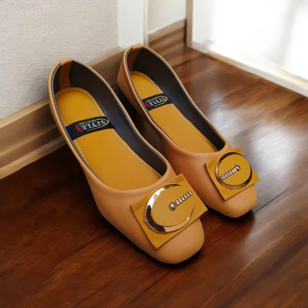 Women's Yellow Synthetic Leather Fancy Pumps